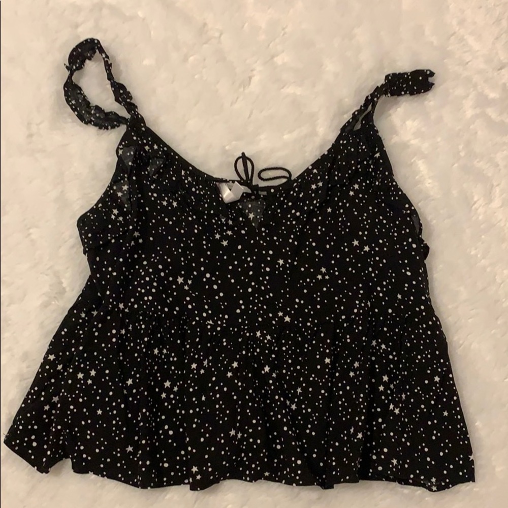 Flirty black and white starry top NWT